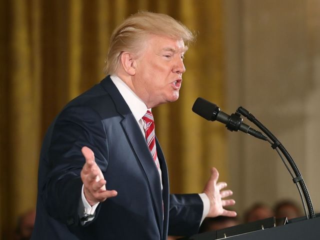 Trump Promises 'Cheaper, Faster and Safer' Air Travel Trump Promises 'Cheaper, Faster and Safer' Air Travel