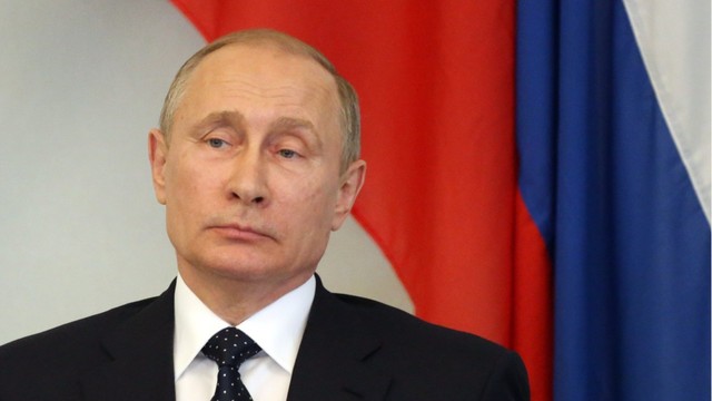 Putin throws out 755 United States diplomats in response to sanctions Putin throws out 755 United States diplomats in response to sanctions