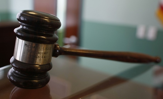 Henderson man indicted in drug fraud case