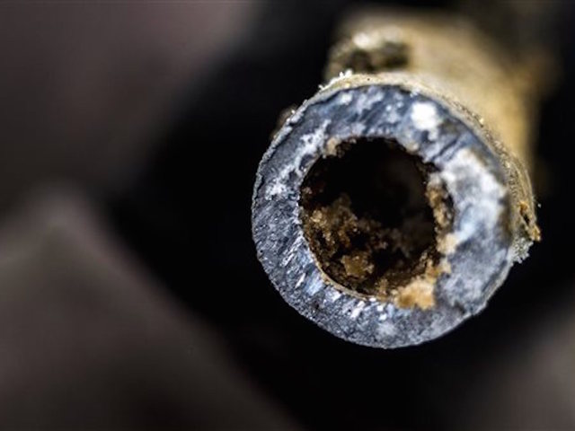 Audit faults Michigan regulators in Flint