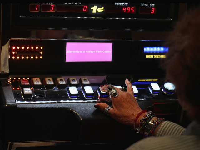 Casino offers woman free steak dinner after $43 million jackpot error