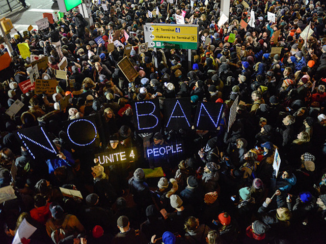 Houston prepares for anti-Trump protests today, Super Bowl Sunday