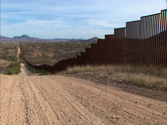 US-Mexico border sees steep drop in arrests under Trump