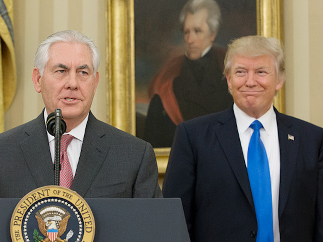 Trump, Tillerson meet after 'moron' story