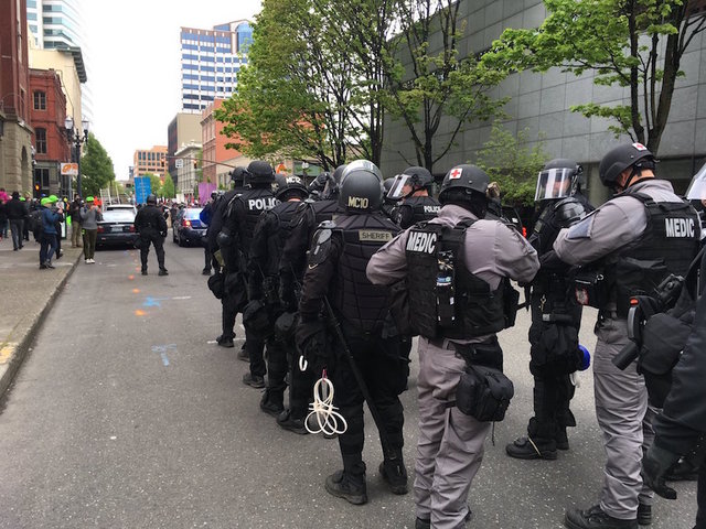 Riots erupt in Portland, Paris on May Day
