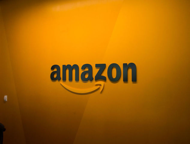 Amazon unveils Alexa-controlled microwave, wall clock and new Echo devices