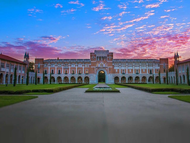 University in Texas to offer free tuition for students from families that make under $130,000